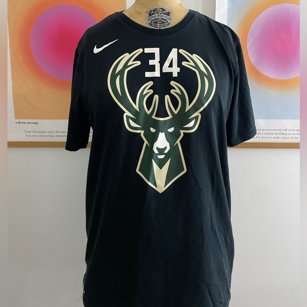 giannis antetokounmpo Nike drifit tee!!